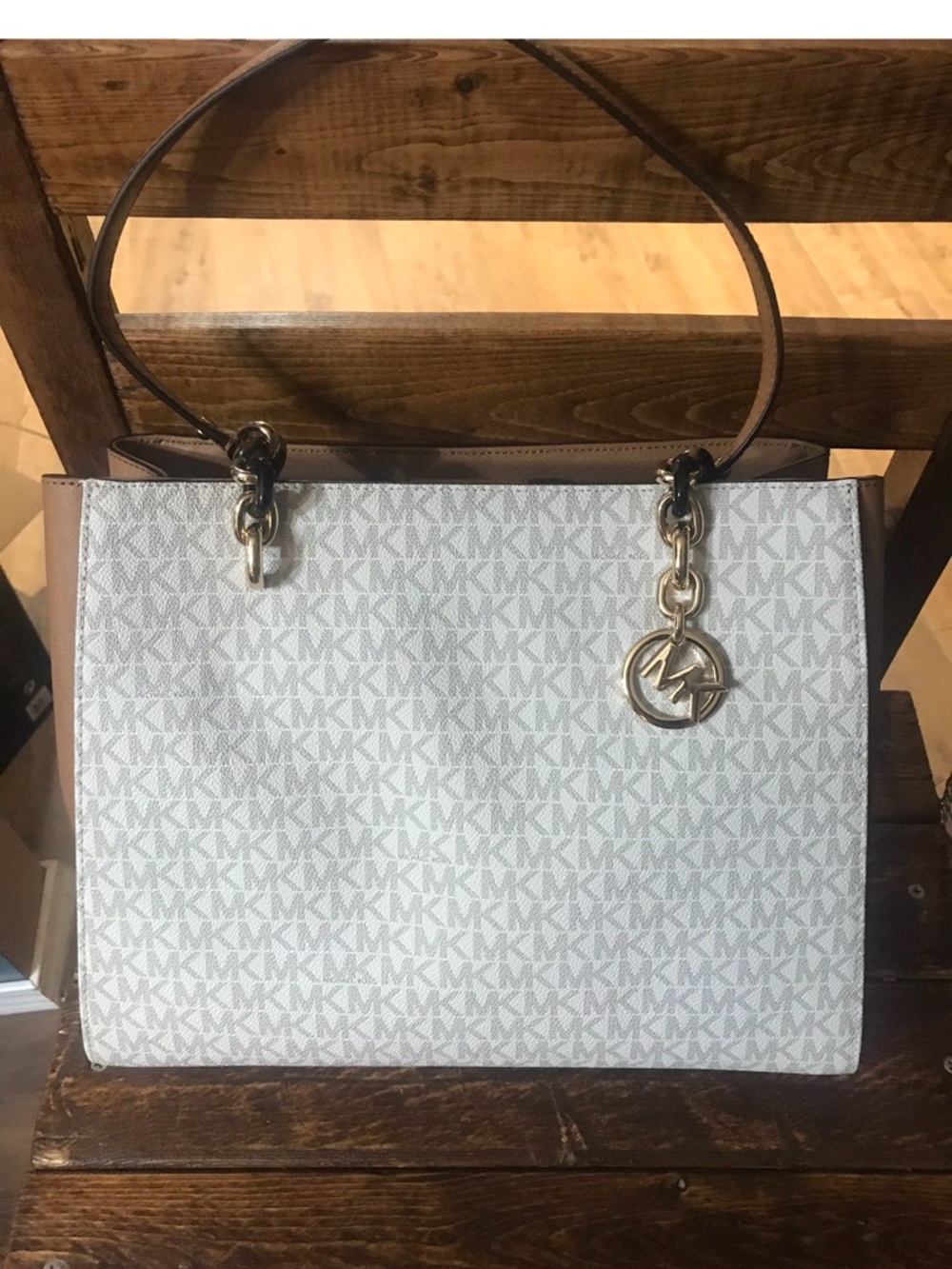 Michael Kors White/Beige MK Logo Tote & Wallet Combo